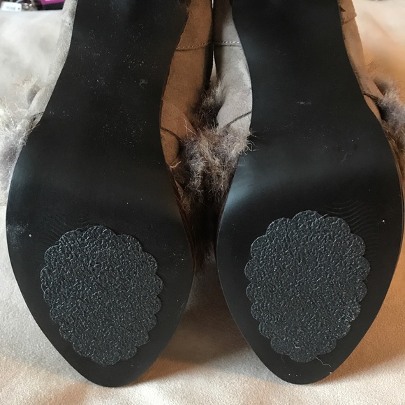 *NWOT* Boots with Faux Fur - Picture 5 of 6